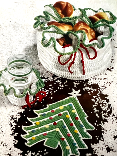 1950's Crochet For Christmas & Gay and Gifty STAR Pattern Books Snowflakes Gifts - Picture 6 of 15