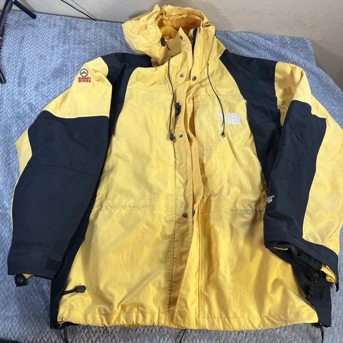 The North Face Gore-Tex XCR Summit Series Mens Size XL Jacket Parka Yellow Black