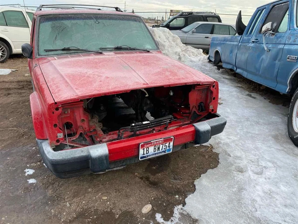 Used Transmission Control Module fits: 2000 Jeep Cherokee Transmission below cen - Image 4 of 4