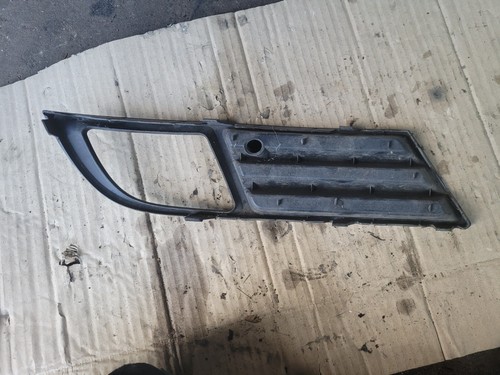 VAUXHALL VECTRA C BEIFAHRERSEITE/LINKE SEITE NEBELSCHEINWERFER ZIERLEISTE ABDECKUNG EINFASSUNG - Bild 2 von 3