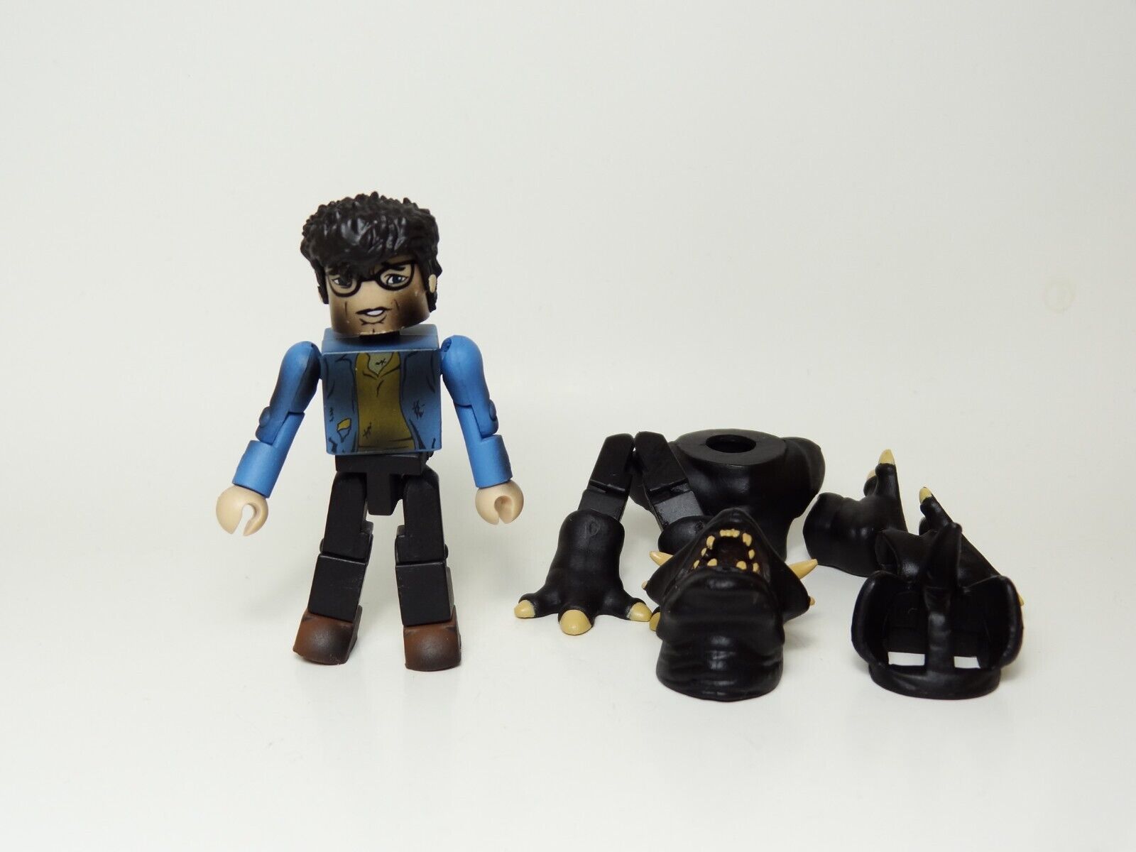 Ghostbusters Minimates  Louis Tully w/ Terror Dog Parts