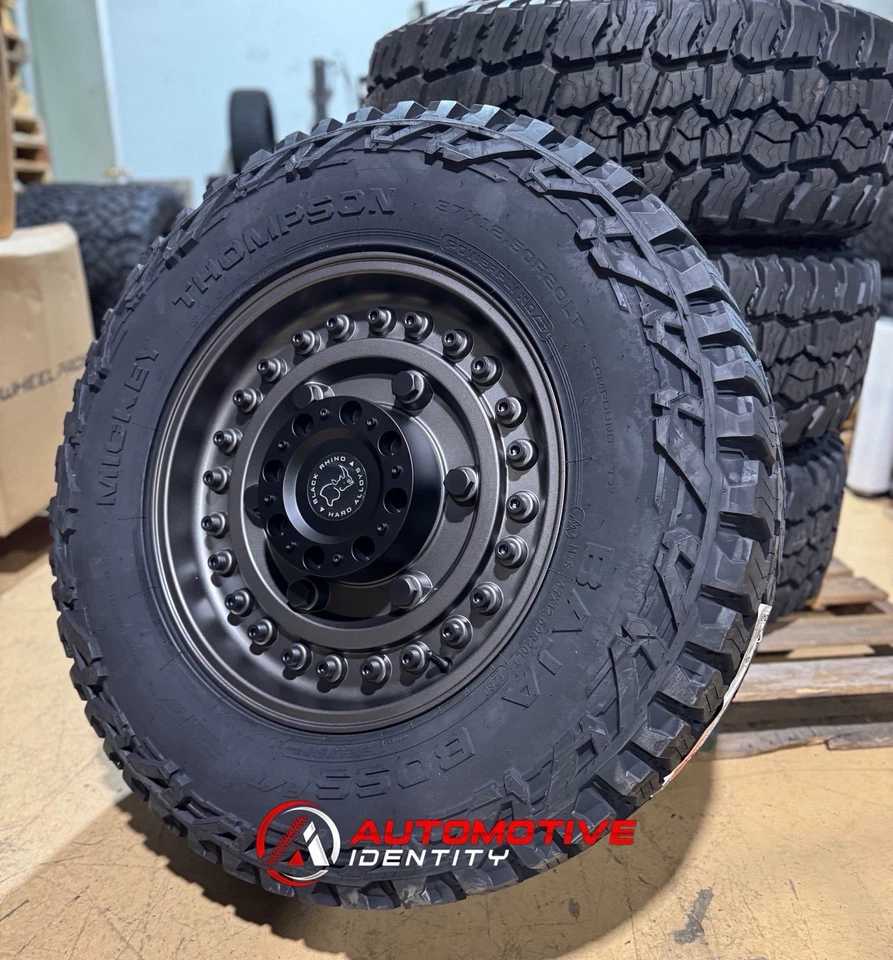 Ruedas Rhino Armory 20x9,5 negras 37" neumáticos Baja Boss AT 8x6,5 Hummer H2 EV Foto 3 de 4