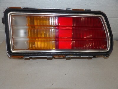 RH PASSENGER SIDE TAILLIGHT ASSEMBLY SUNBIRD 76-80 Notchback w/o horizontal bars