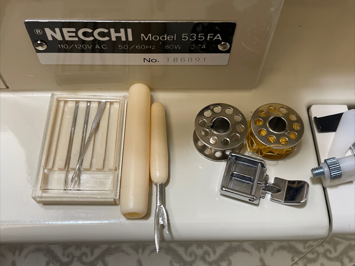 NECCHI 535 FA HEAVY DUTY ZIG ZAG SEWING MACHINE FOR LEATHER