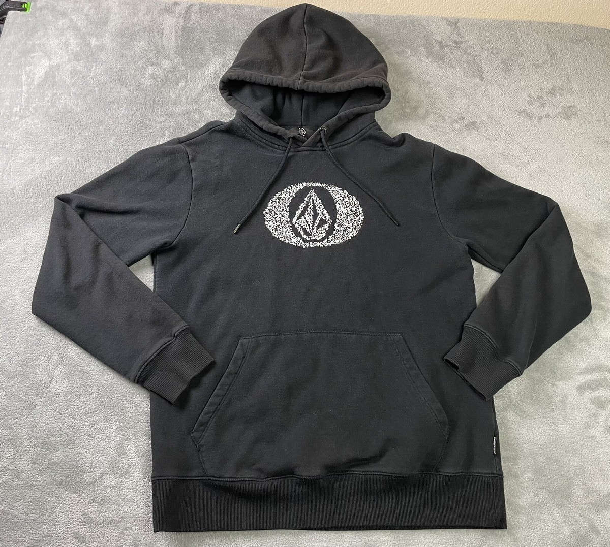 Volcom Black Sweater Adult M Hoodie Pullover Logo Sweatshirt Men's