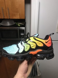 vapormax plus bleached aqua