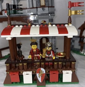 Lego Kingdoms Joust 10223 Castle Lion Knights Dragon Knights 100% Complete Set