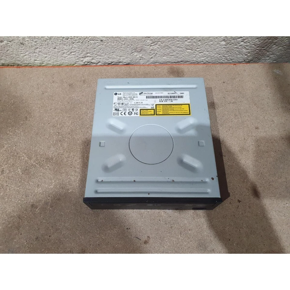 Hitachi-LG GSA-H20L Dual Layer Multi IDE ATA 5.25" DVD Writable/CD-RW Drive - Image 4 of 4