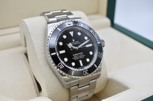 Rolex Submariner 41 Stainless Steel 124060 | 2024 Box & Papers - Picture 3 of 8