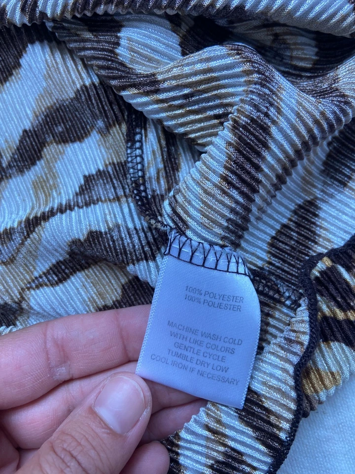 Sag Harbor Womens Size L Blouse Tiger Animal Print Flowy Flutter Sleeves Texture — 第 4/4 张图片