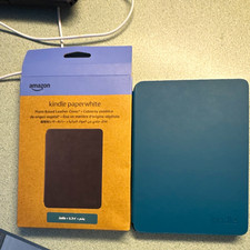 Amazon Folding Folio Case for Kindle Paperwhite, Synthetic Leather, Jade