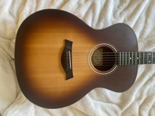 Taylor 114e Acoustic Guitar (2021) – Excellent Condition – Beautiful Player