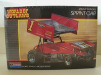 Monogram - Sammy Swindell - World Of Outlaws - Sprint Car Model Kit (sealed) Monogram - Sammy Swindell - World Of Outlaws - Sprint Car Model Kit (sealed)