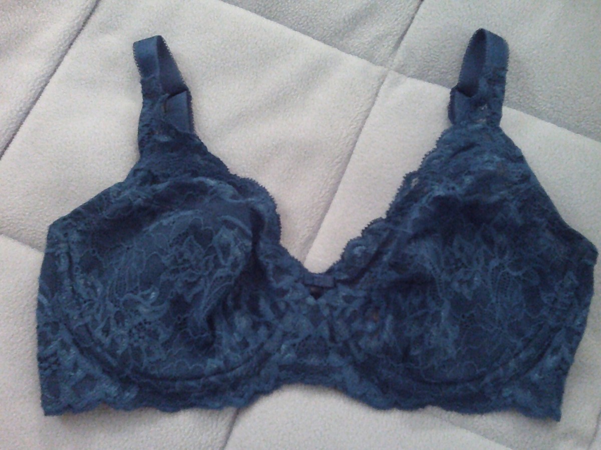 TRIUMPH underwired padded bra uk 34D usa 34D euro 75D france 90D