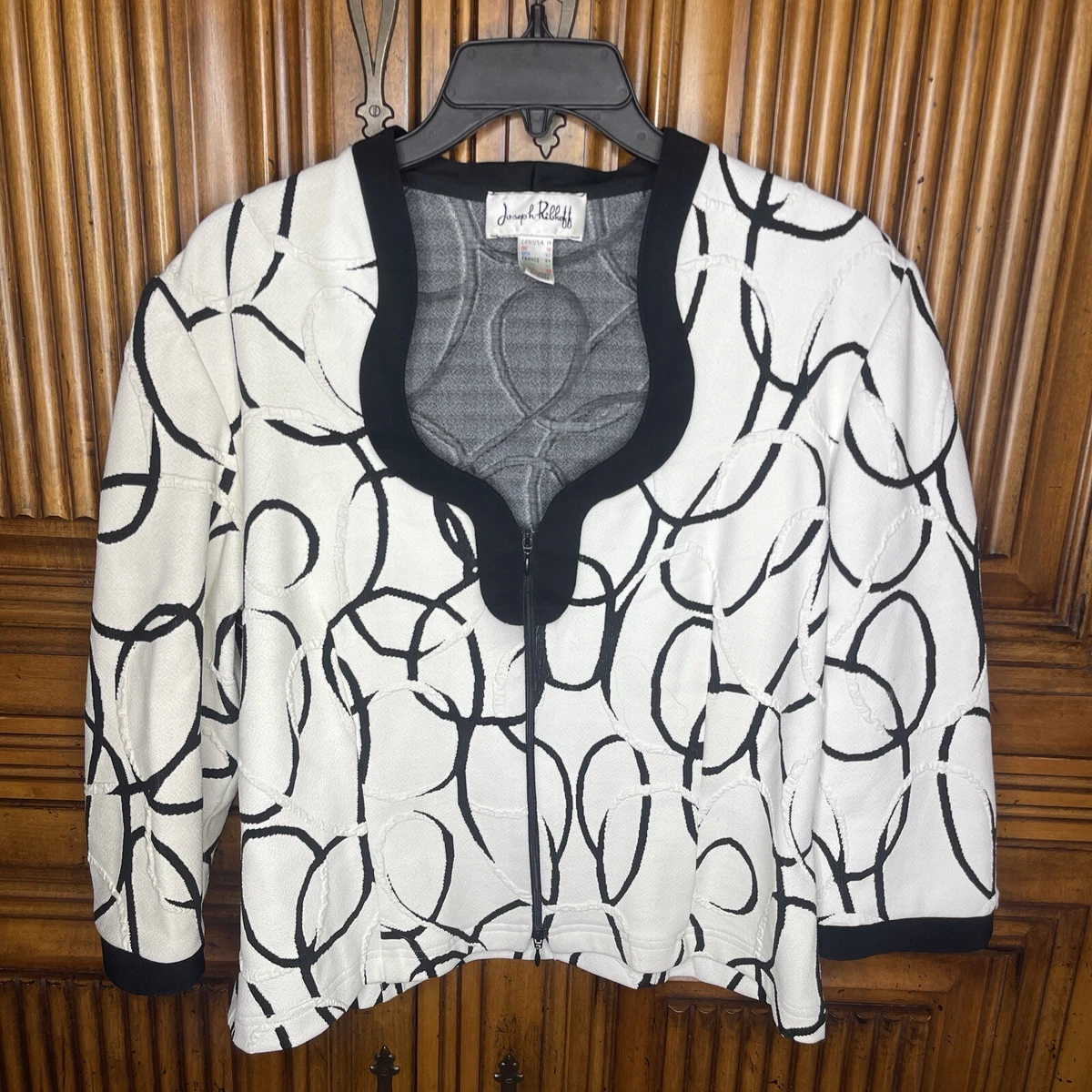 Joseph ribkoff white clearance jacket