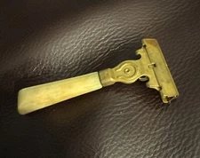 Vintage Eversharp Schick Deluxe Injector Safety Razor 1946 - 53 Bakelite Handle