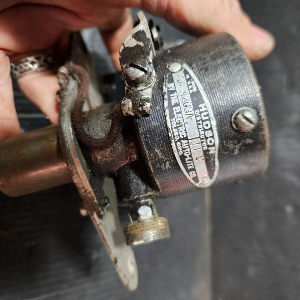 Fabricante de equipos originales Auto-Lite IGW 4203A Hudson 6 cilindros distribuidor de colección Hornet super six? Foto 4 de 4