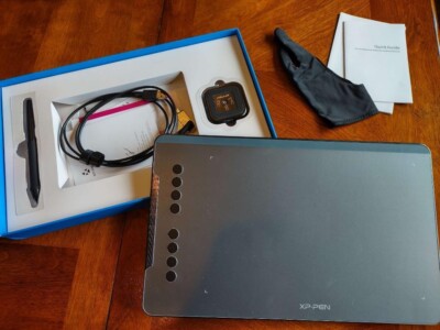 XP-Pen Deco 01 V2 Graphics Tablet + Accessories