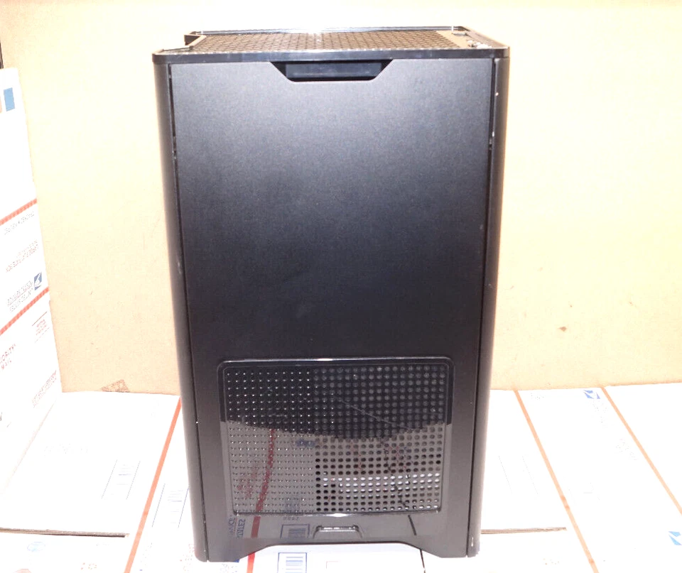 SilverStone Fortress Series FT03B Black Aluminum Micro ATX Computer Case W/ Fan - Image 4 of 4