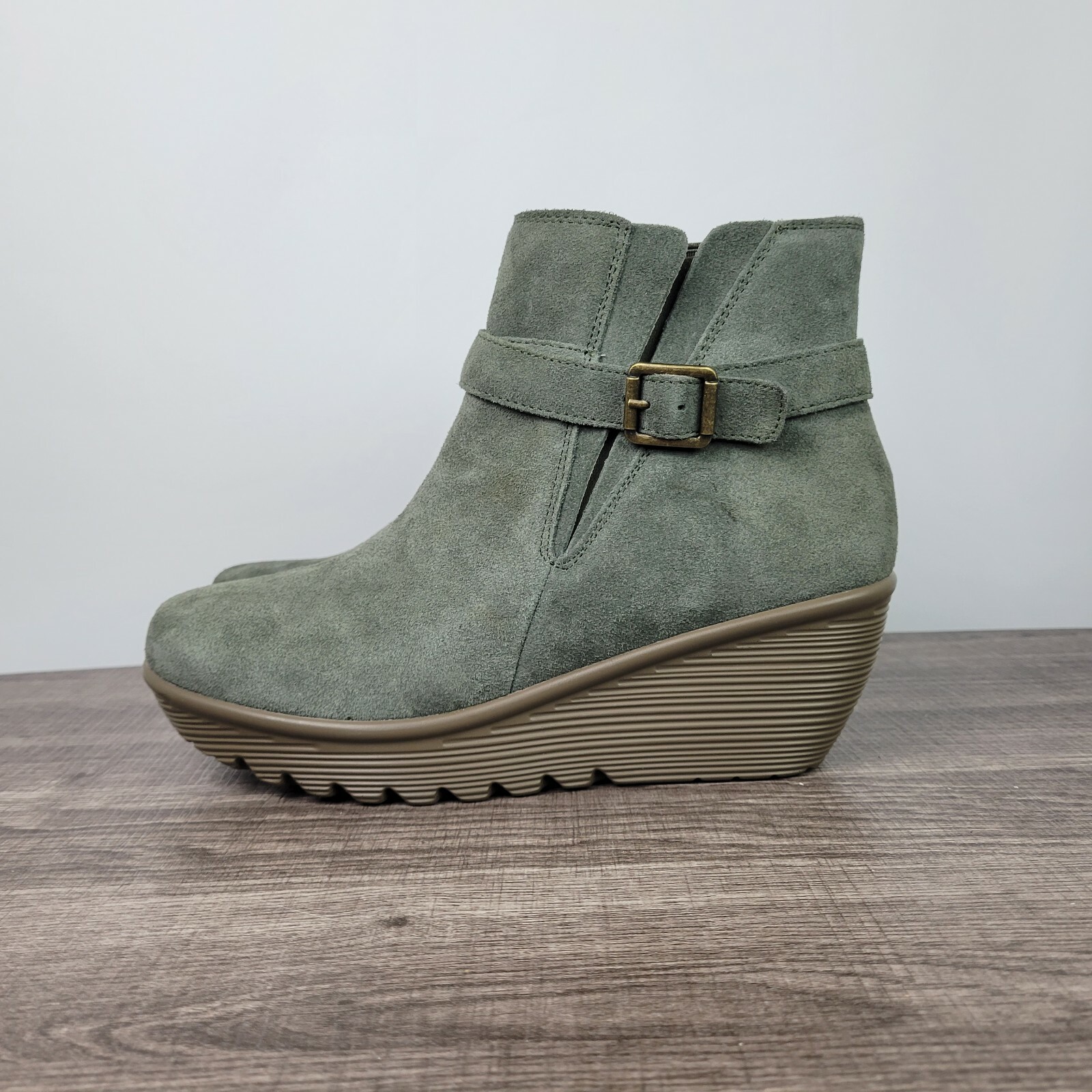 Skechers Womens Suede Parallel Wedge 