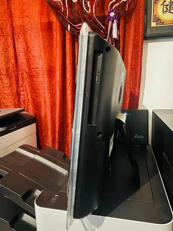 MSI Pro 22ET 7M – Serie Pro All-in-One  - Imagen 4 de 4