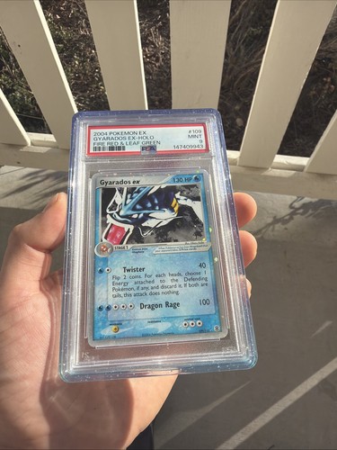2004 POKEMON EX FIRE RED & LEAF GREEN #109 GYARADOS EX-HOLO PSA 9