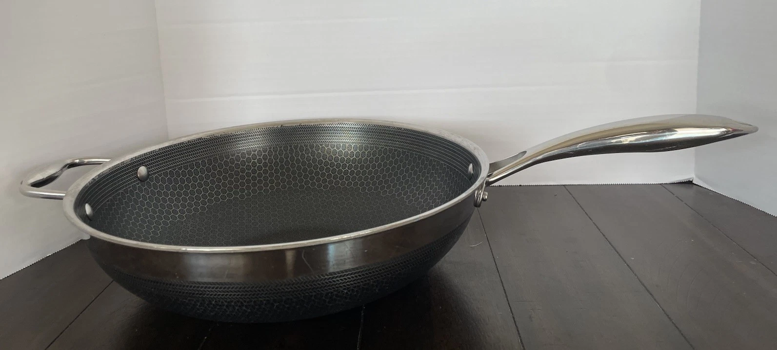 Hexclad 12" Wok Hybrid Stainless Steel Nonstick Pan Used no lid (W1)