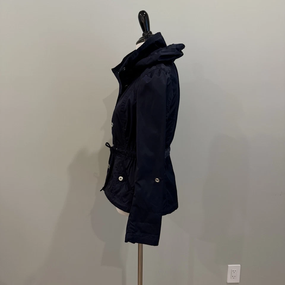 Chaqueta White House Black Market para mujer talla XS azul marino satinado parka con capucha  Foto 3 de 4