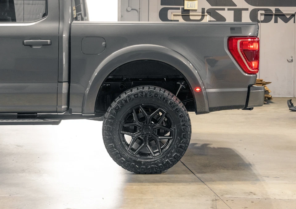 4 llantas nuevas de 20" Fuel FC854 Flux Blackout 20x9 6x5,5 6x139,7 Chevy GMC 1500 Foto 3 de 4