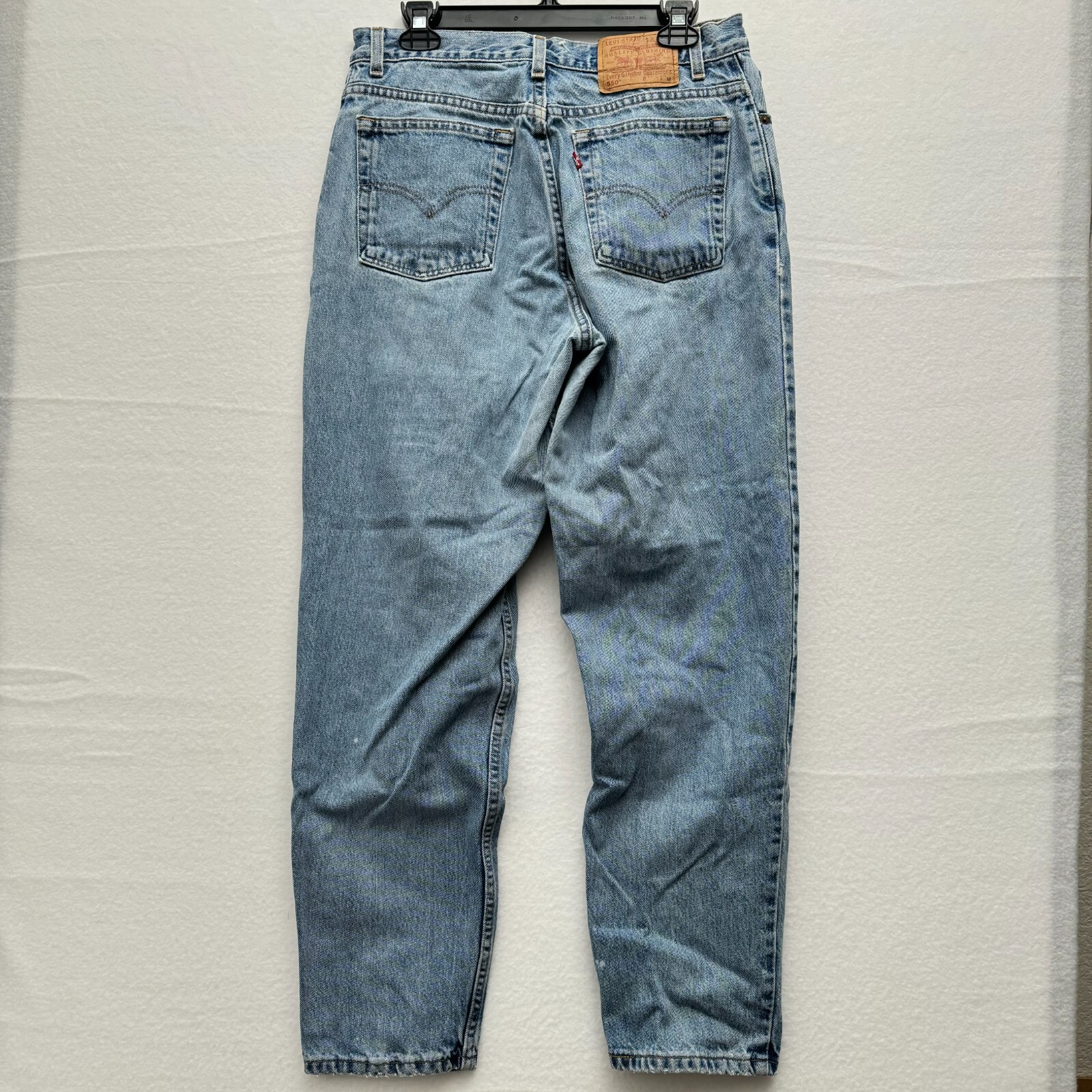 VTG Levi's 550 Womens 14 M Relaxed Blue Tapered Light Blue Wash 90s 00s Made USA