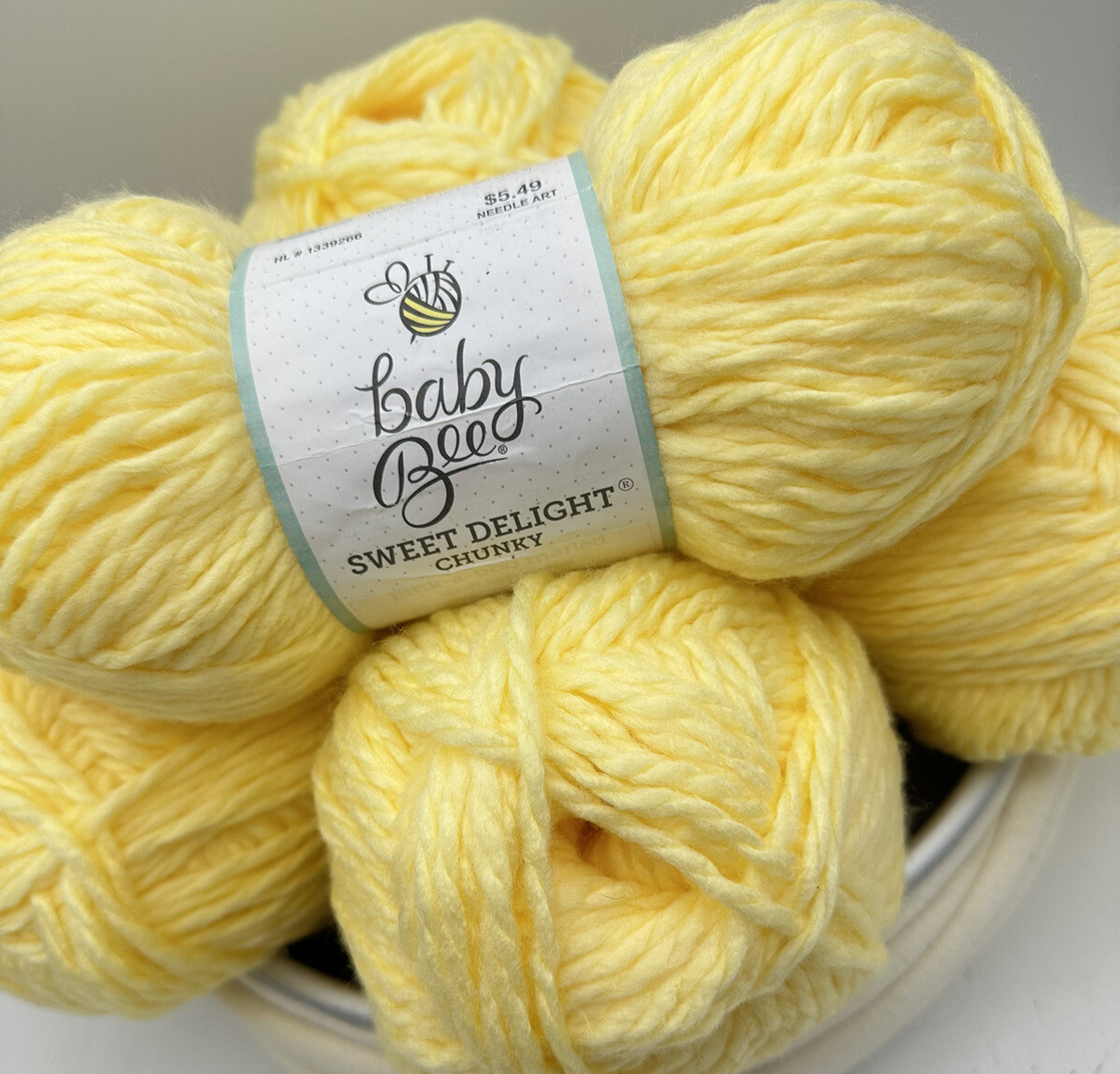 Baby Bee Sweet Delight Chunky Knitting Crochet Yarn Wool 5x100g Balls