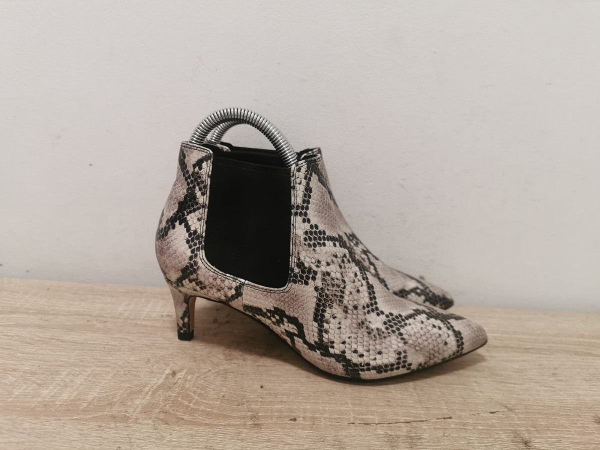 CLARKS LAINA55 LADIES GREY SNAKE PRINTS KITTEN HEEL ANKLE BOOT UK
