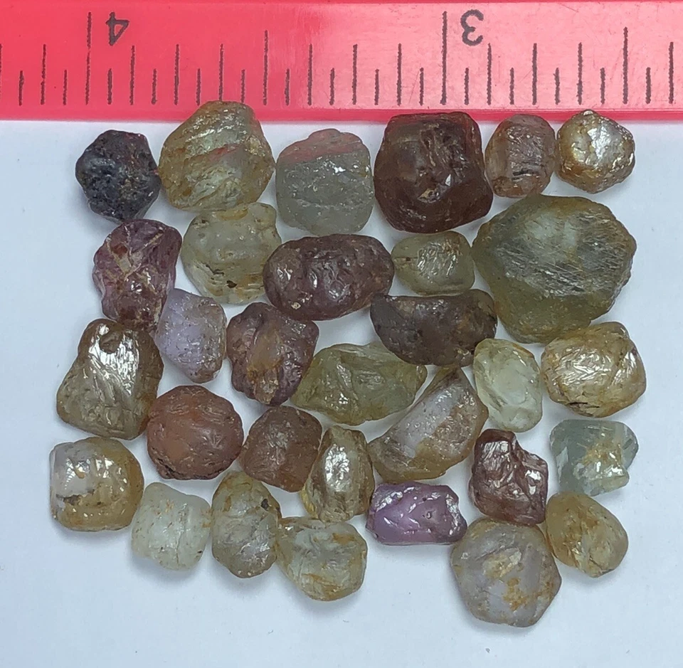 69.50 Carat Faceted Natural Bi Colour Sapphire Lot from Africa Loose gemstone - Image 3 of 4