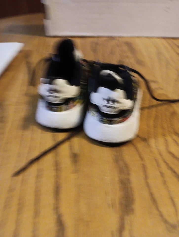 Tamanho infantil 6k. Tênis Adidas. Ortholite - Imagem 3 de 4