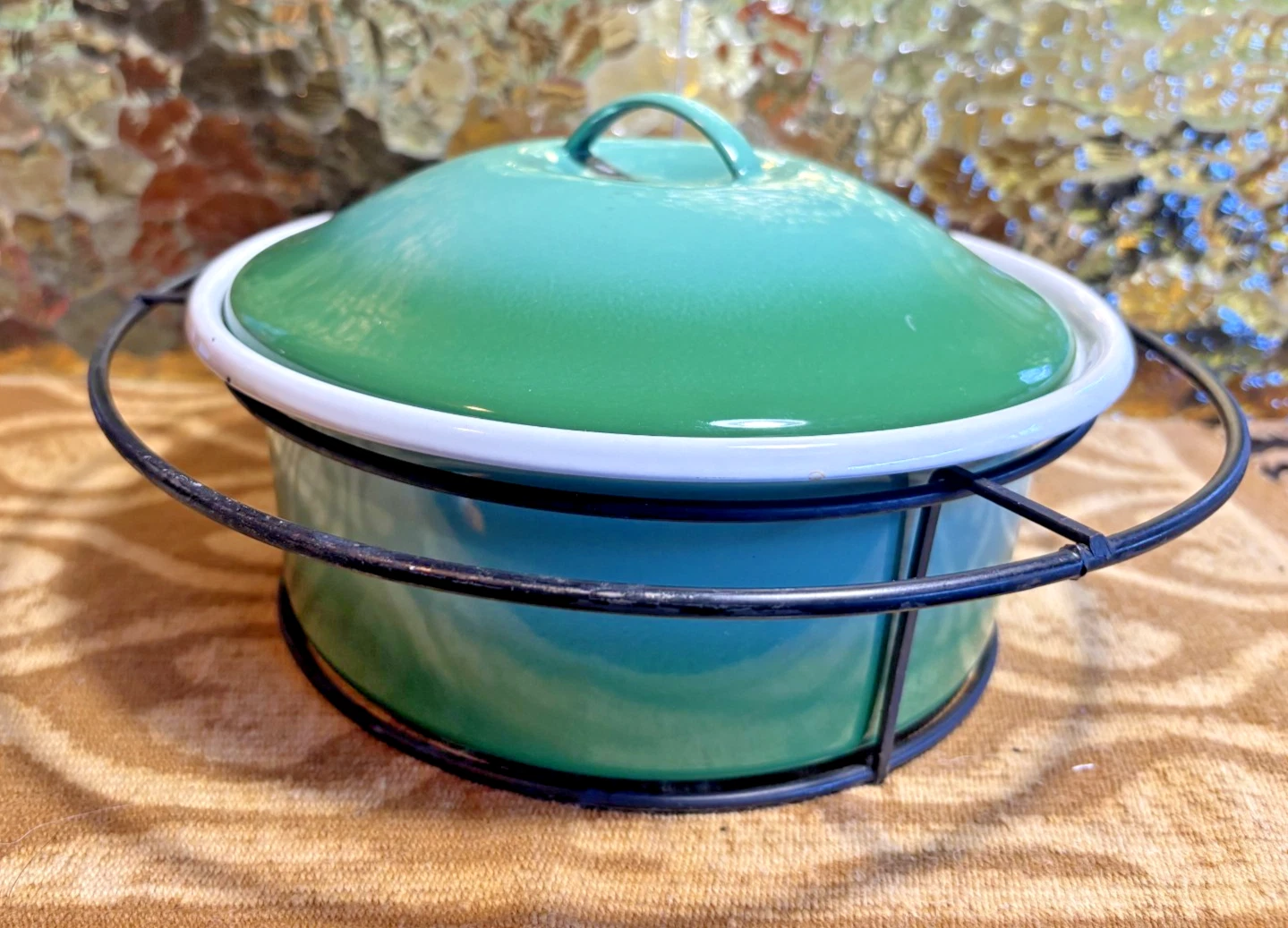 Vintage MCM-Style Gradient Green Enamel Dutch Oven/Fondue Pot w/ Wire Carrier