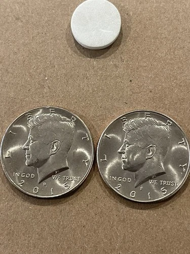 2015 P&D KENNEDY HALF DOLLAR  -NICE RIM- TWO COINS SET-FREE SHIPPING