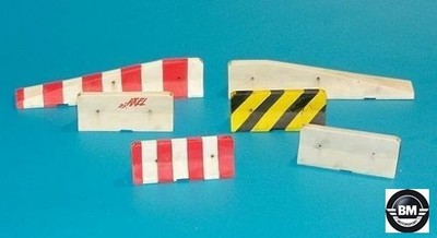 PlusModel Concrete block short Straßensperren kurz Diorama 1:48 Art 4043