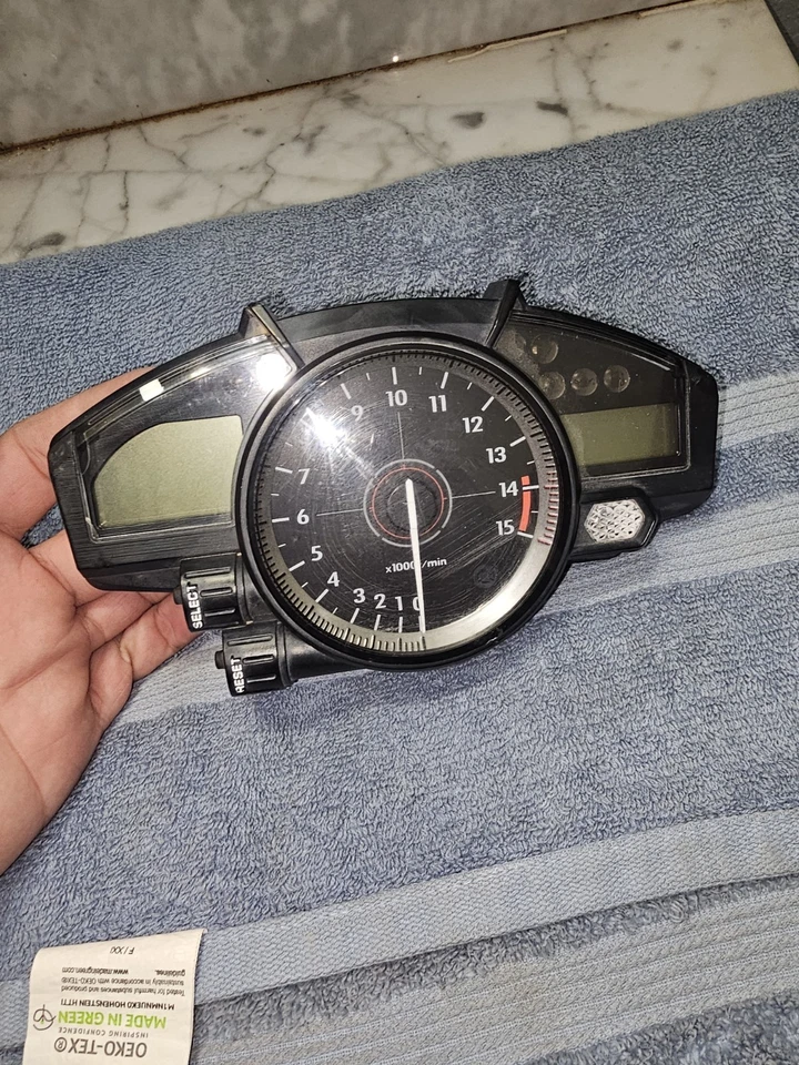 2004-2008 Yamaha YZF-R1 R1 Speedometer Gauge Cluster Dash Unkn Miles - Image 2 of 4