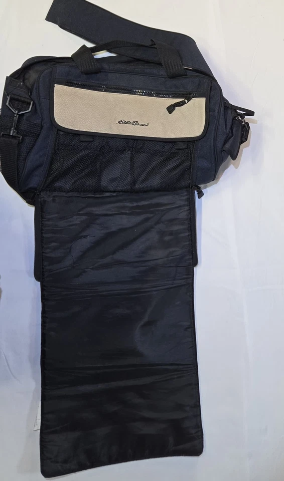 Bolsa de pañales para bebé Eddie Bauer - grande azul marino y tostado - cambiador, portabiberones Foto 2 de 2