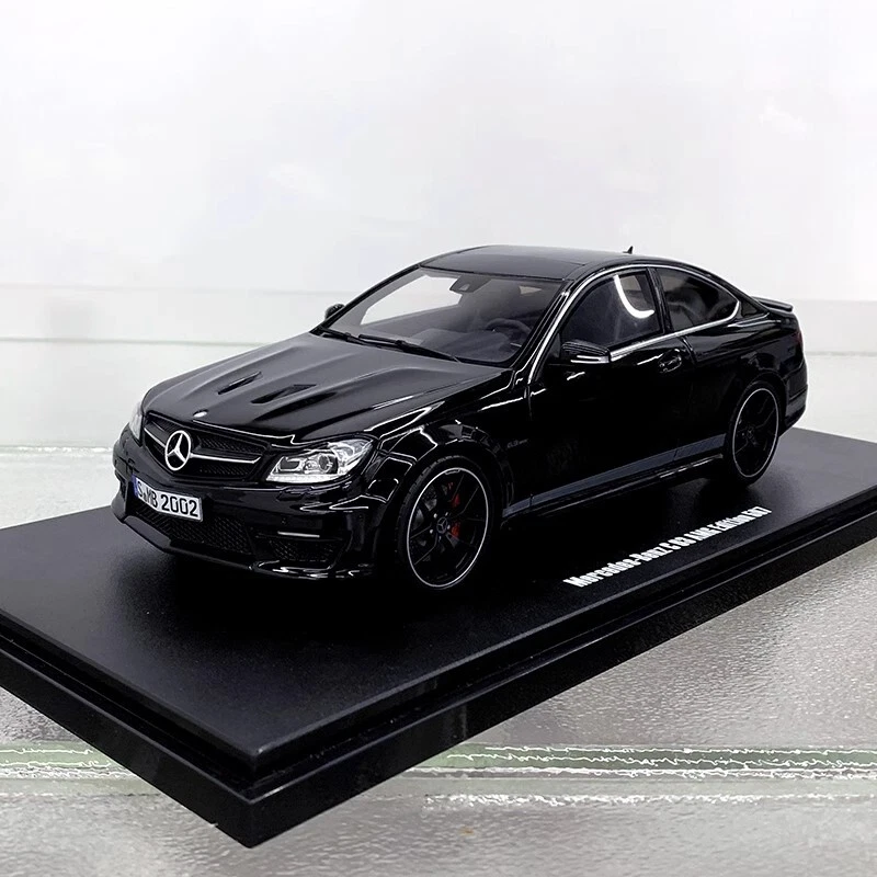 Hot GT-Spirit 1:18 Mercedes-Benz C63 AMG EDITION 507 Simulation Resin Car Model - Image 2 of 4