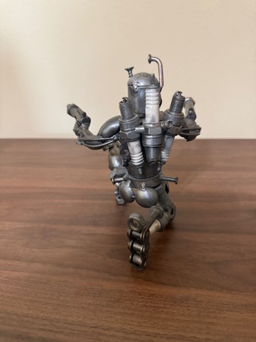 STAR WARS BOBA FETT INSPIRED SCRAP METAL SCULPTURE-TORSO SWIVELS 6" X 6" - Picture 3 of 4