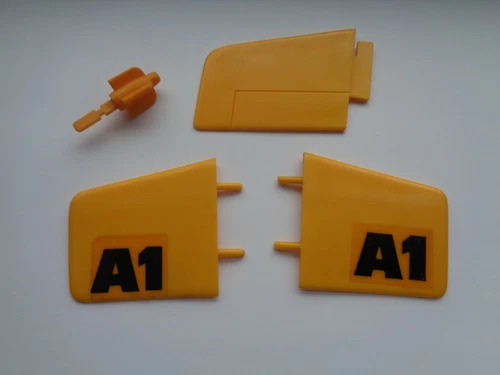 BLACKSTAR PART SPACE SHIP RED EUROPE VERSION RIGHT LEFT TAIL FIN WING GALOOB