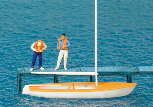 Korsar Boat w/Sailors(2) Life Jackets Exclusive HO/OO Figure Set Preiser 10678