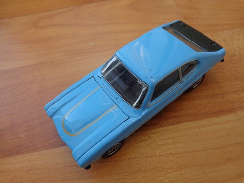 1/43 CORGI VANGUARDS VA13302 FORD CAPRI MK1 RS3100 VOITURE MOULÉE SOUS PRESSION BLEU OLYMPIQUE - Photo 1/1