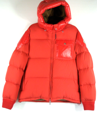 Moncler Eloy Quilted Hooded Puffer Coat in Red - Size 3 US M