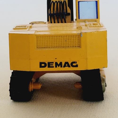 NZG Modelle Demag Hydraulik Bagger H41 Excavator 1:50 Germany- has wear (no box) - Picture 11 of 24