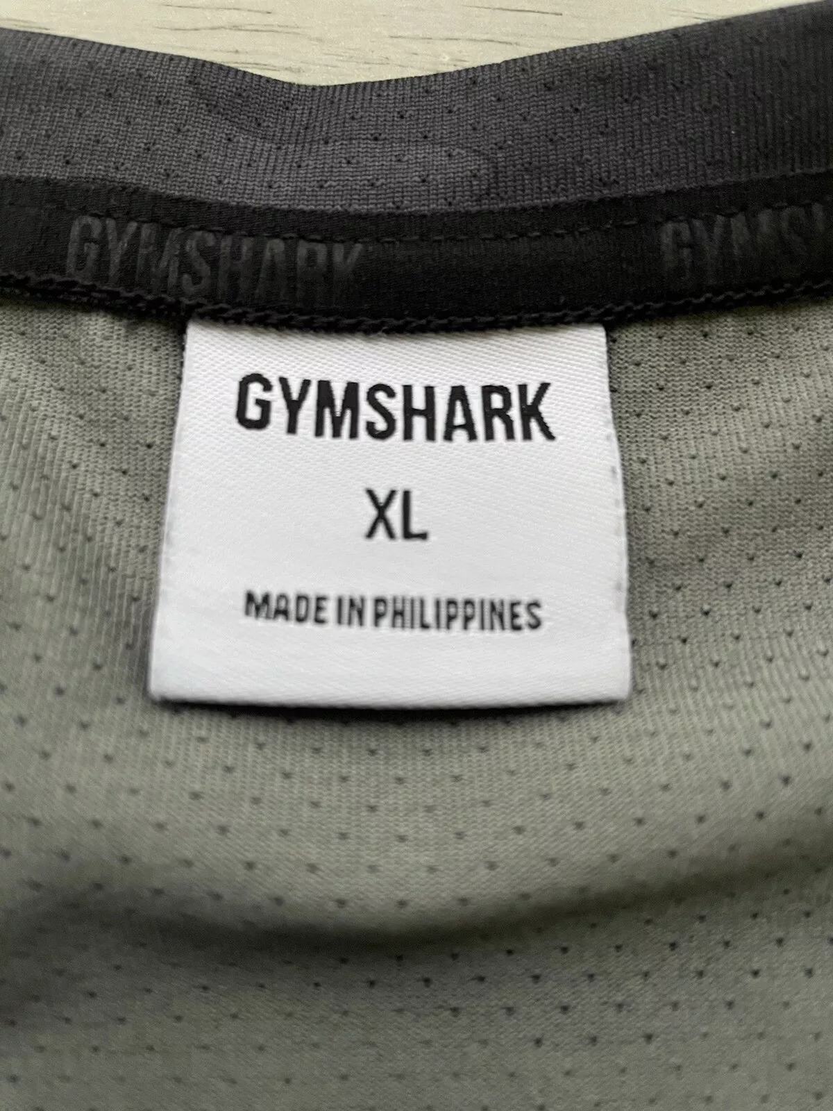gymshark camo performance training workout outdoors shirt