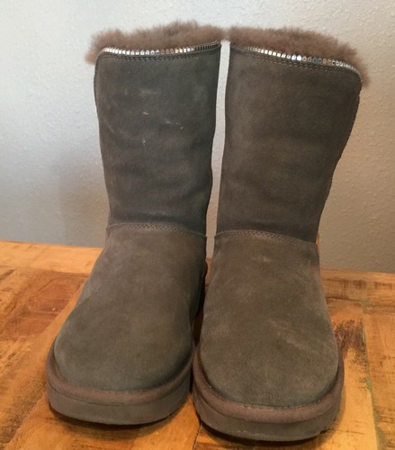 UGG Classic Womens Sheepskin Lined 