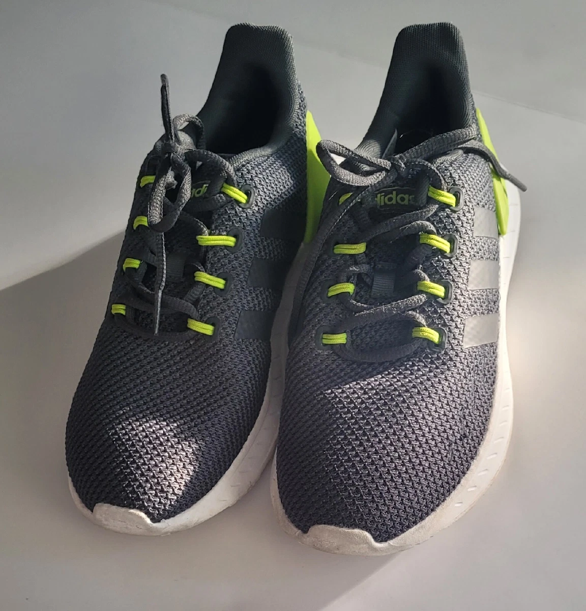 Adidas questar flow dark green sale