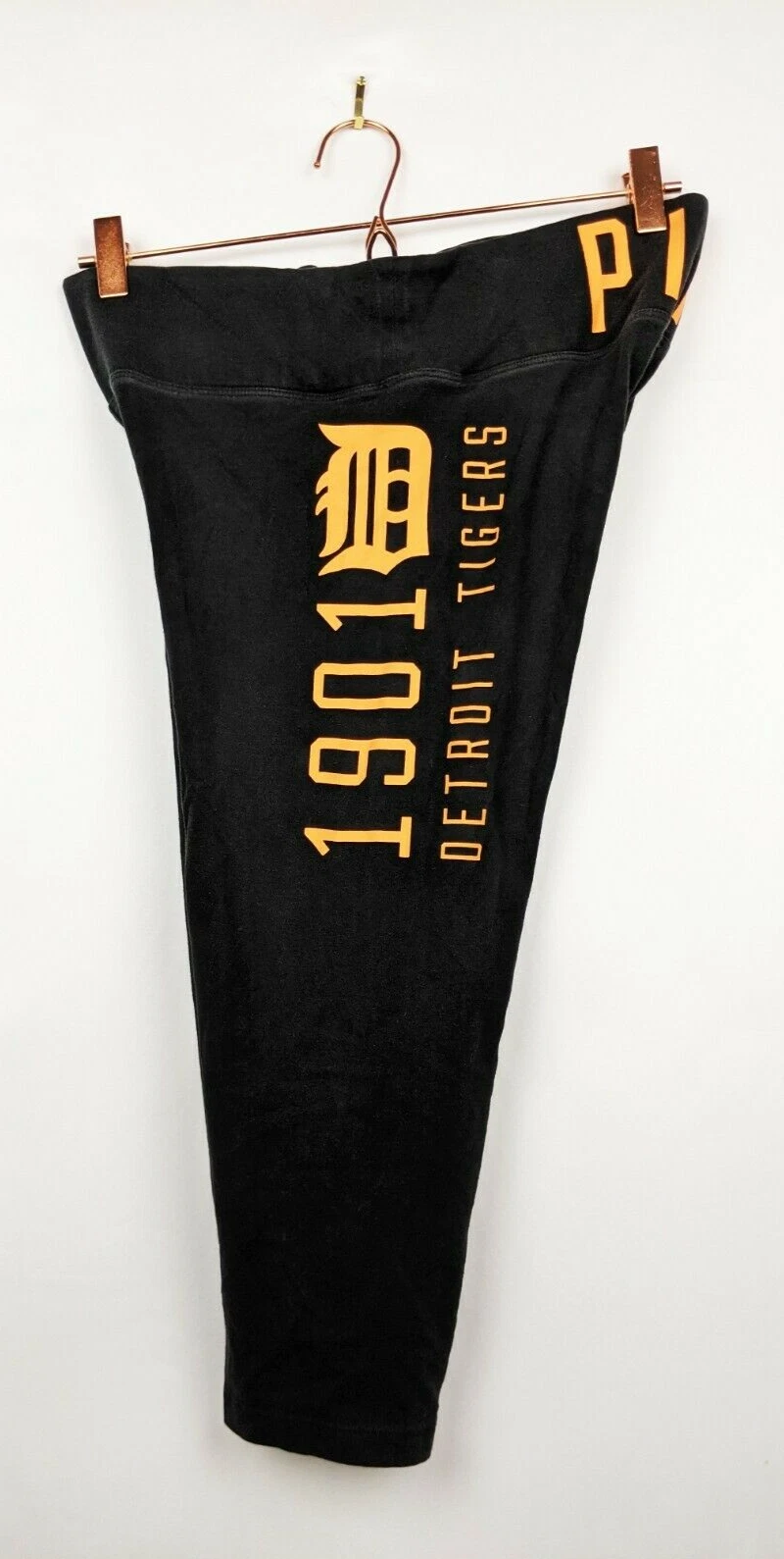 victoria-secret-vs detroit tigers logo crop leggings
